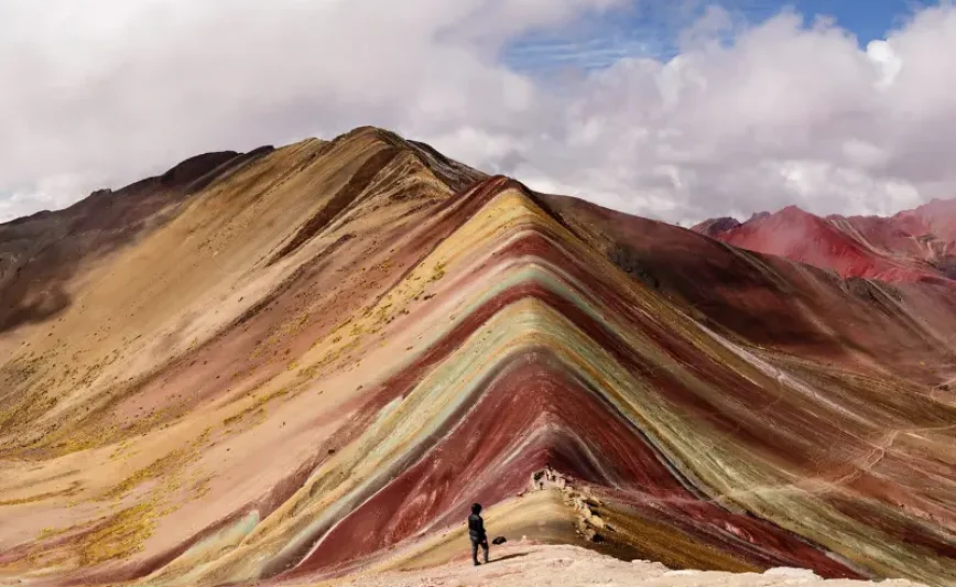 rainbow-mountain-vinicunca-peru-day-hike.webp